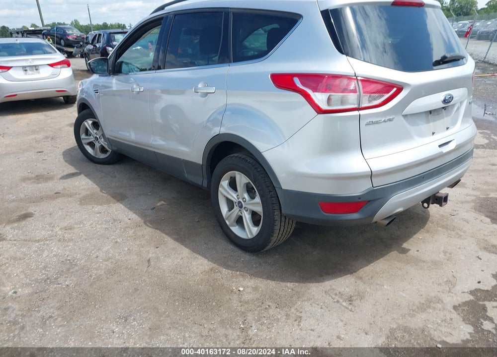 2015 FORD ESCAPE SE VIN: 1FMCU0G99FUB09284