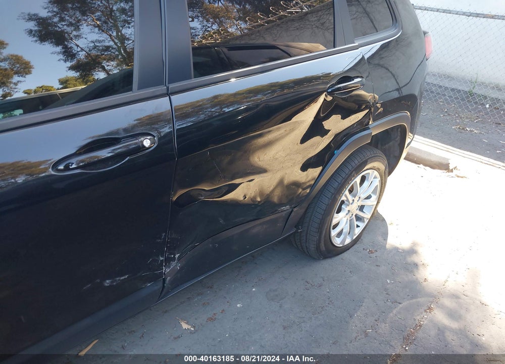 2020 JEEP CHEROKEE LATITUDE FWD VIN: 1C4PJLCB4LD514828
