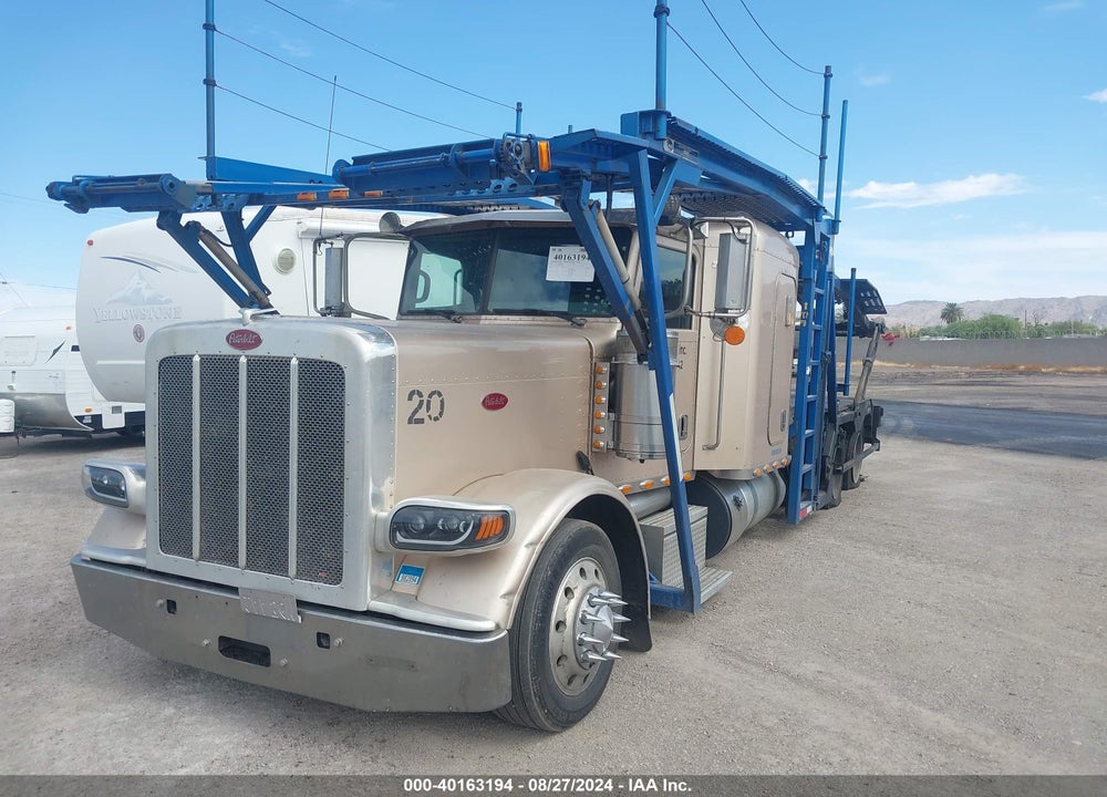 2014 PETERBILT 388 VIN: 1NPWD49X8ED227466