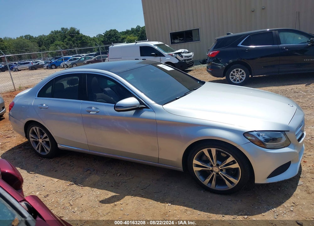 2017 MERCEDES-BENZ C 300 LUXURY/SPORT VIN: 55SWF4JB1HU203734