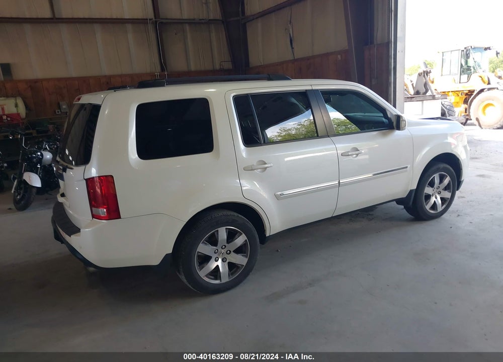 2012 HONDA PILOT TOURING VIN: 5FNYF4H94CB029115