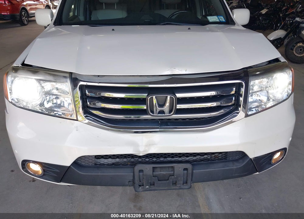 2012 HONDA PILOT TOURING VIN: 5FNYF4H94CB029115