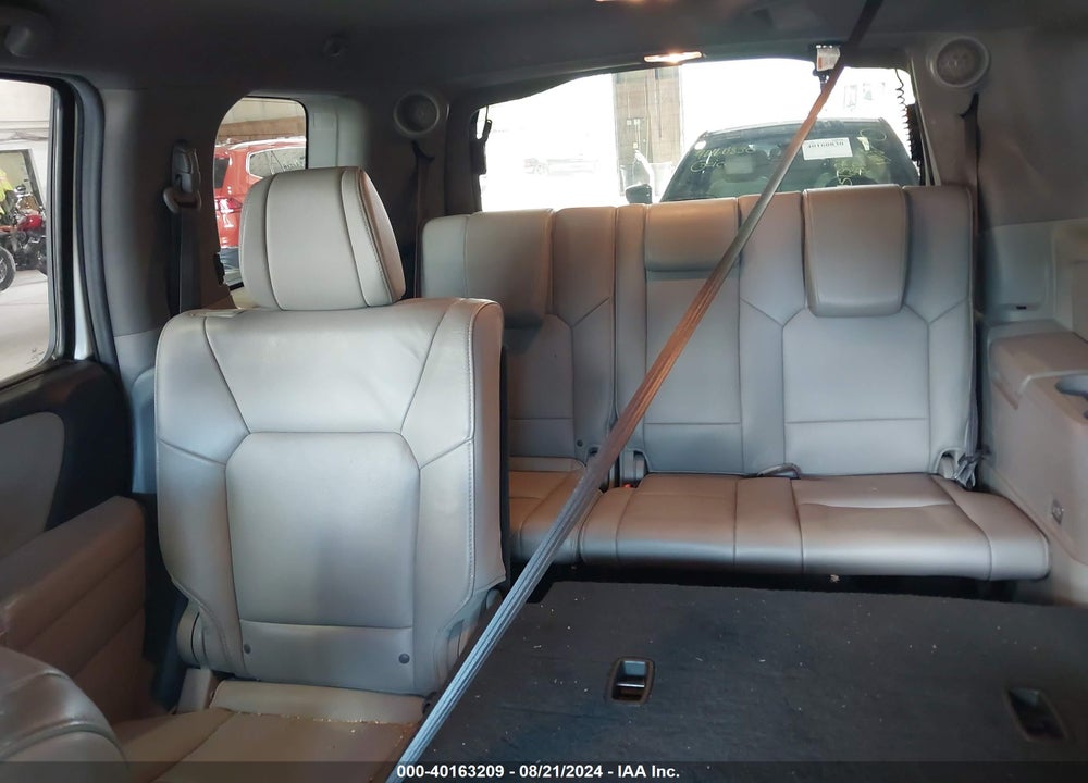 2012 HONDA PILOT TOURING VIN: 5FNYF4H94CB029115