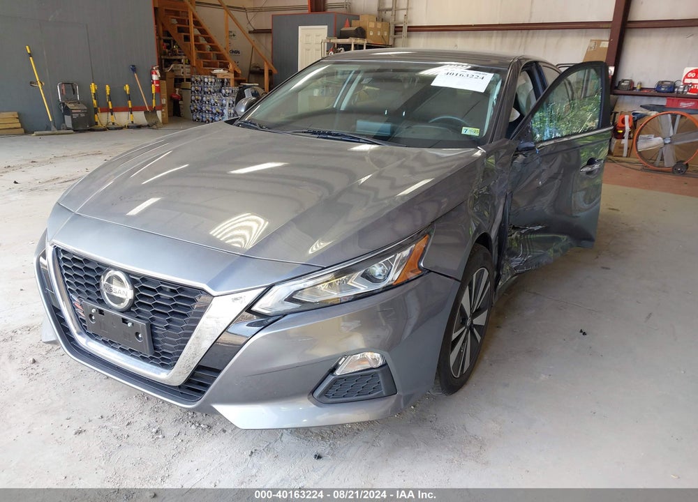 2021 NISSAN ALTIMA SV FWD VIN: 1N4BL4DV3MN305701