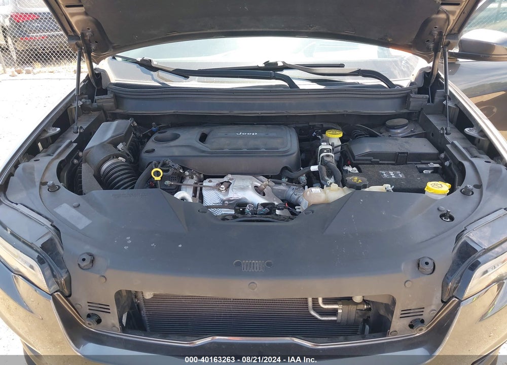 2019 JEEP CHEROKEE LATITUDE PLUS FWD VIN: 1C4PJLLN4KD247876