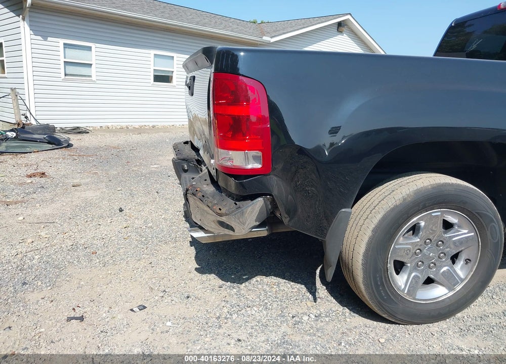 2011 GMC SIERRA 1500 SLT VIN: 1GTR2WE37BZ258618