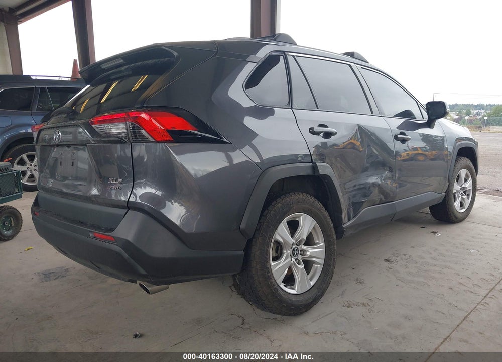 2021 TOYOTA RAV4 XLE VIN: 2T3P1RFV9MW141170