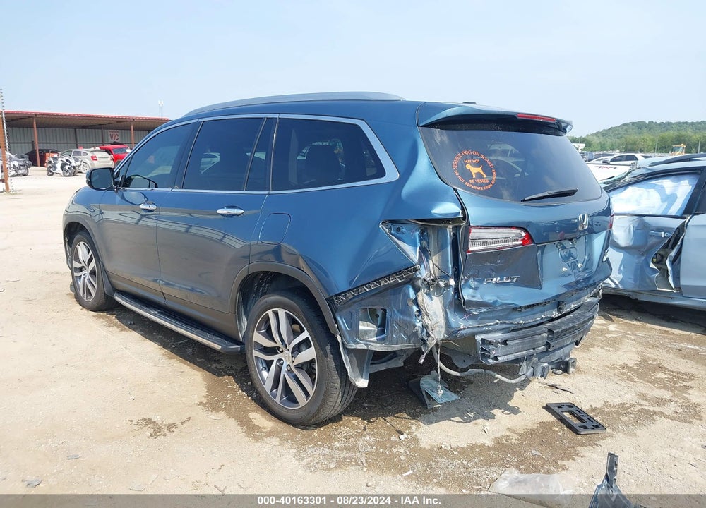 2017 HONDA PILOT TOURING VIN: 5FNYF6H92HB079983