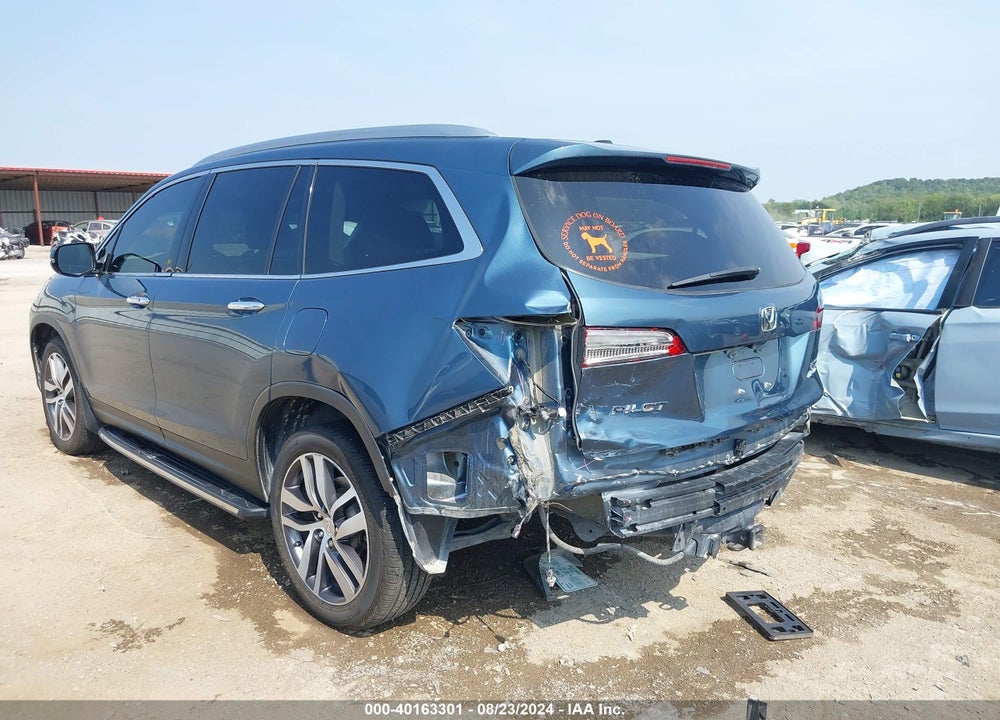 2017 HONDA PILOT TOURING VIN: 5FNYF6H92HB079983