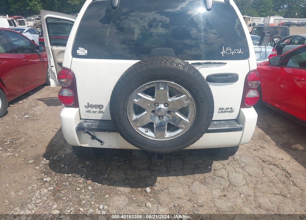 2006 JEEP LIBERTY VIN: 1J4GL58K26W174564
