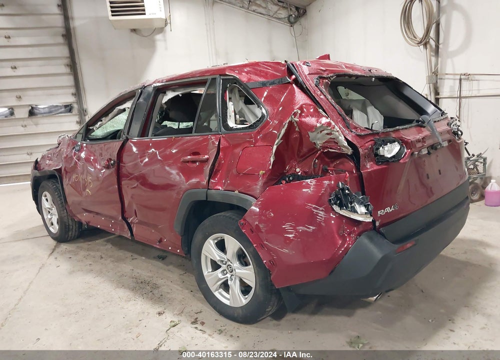 2019 TOYOTA RAV4 XLE VIN: JTMP1RFV6KJ020429