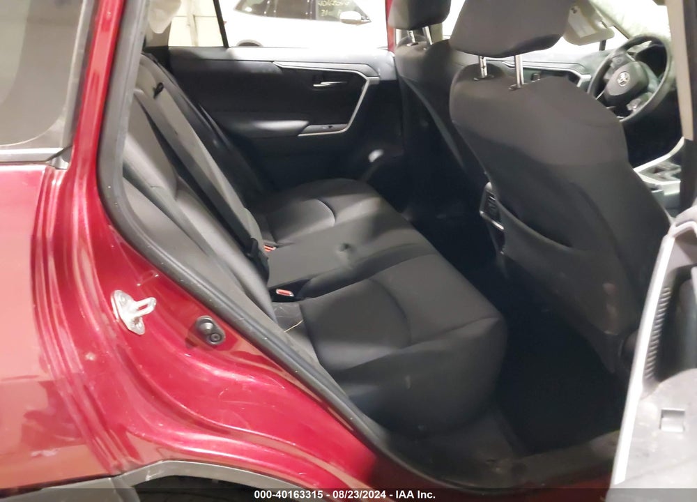 2019 TOYOTA RAV4 XLE VIN: JTMP1RFV6KJ020429