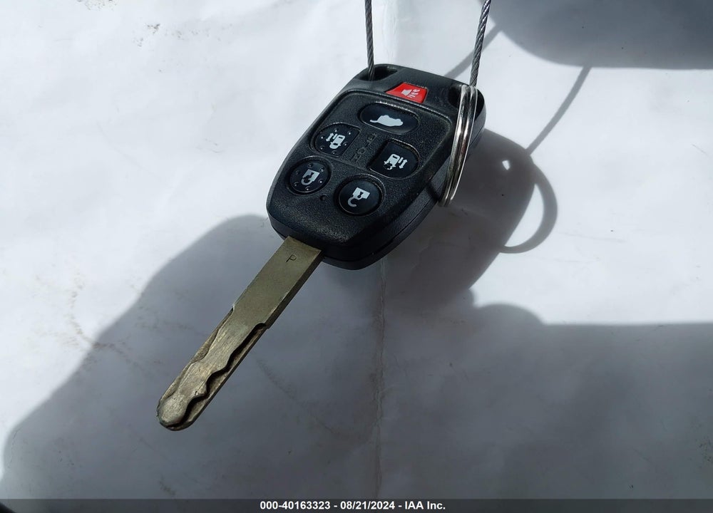2012 HONDA ODYSSEY EX-L VIN: 5FNRL5H60CB107186