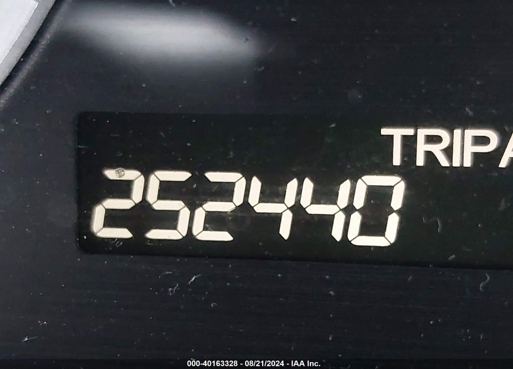 2009 HONDA ACCORD 2.4 LX VIN: JHMCP26319C015123