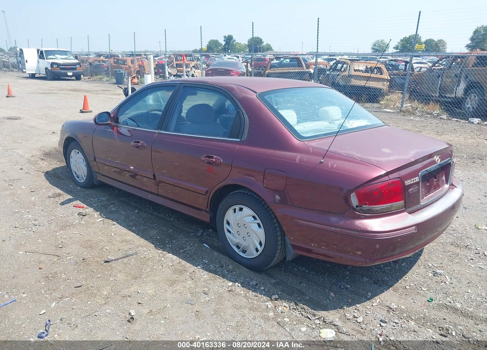 2003 HYUNDAI SONATA VIN: KMHWF25S33A748444