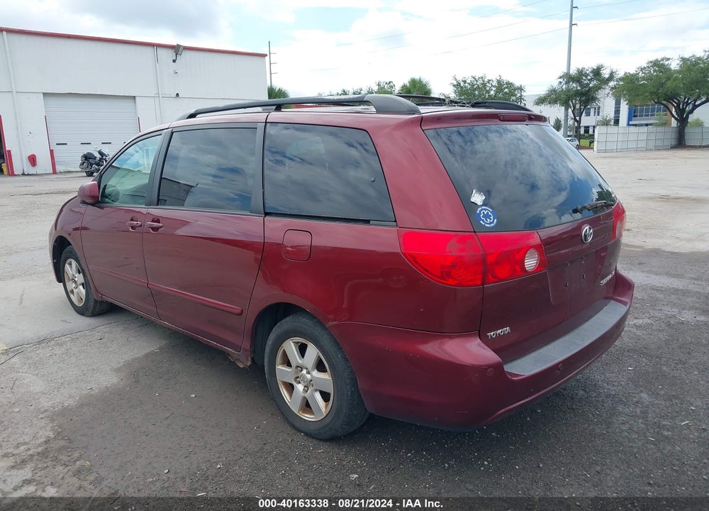 2008 TOYOTA SIENNA XLE VIN: 5TDZK22C38S185187