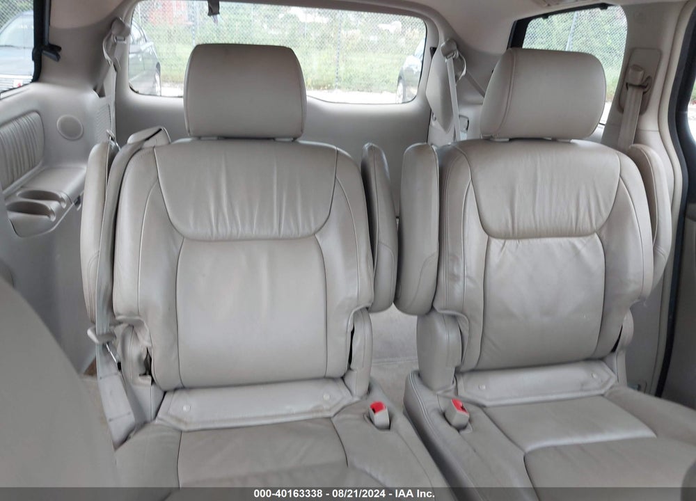 2008 TOYOTA SIENNA XLE VIN: 5TDZK22C38S185187