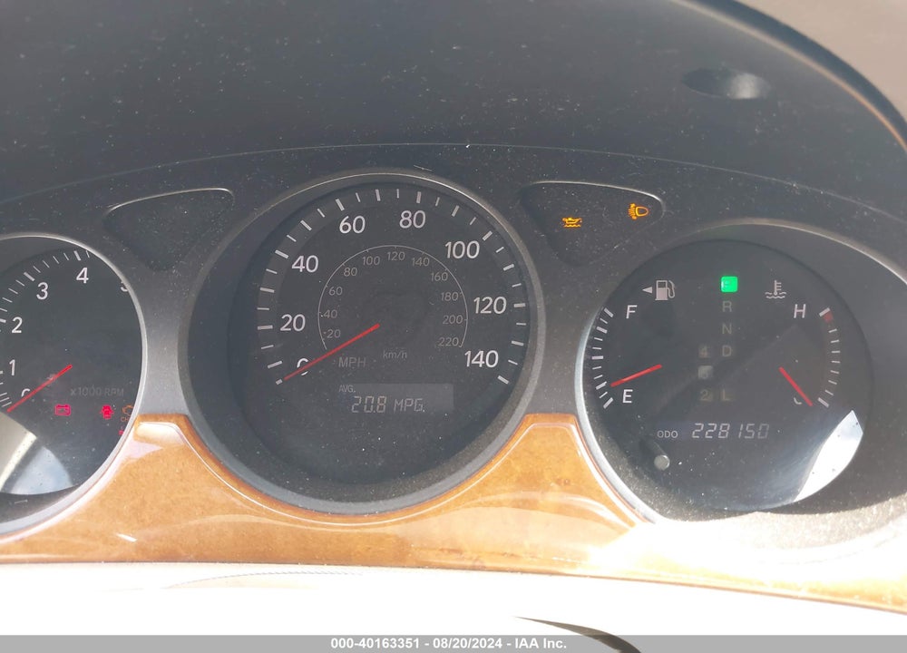 2005 LEXUS ES 330 VIN: JTHBA30G055124847