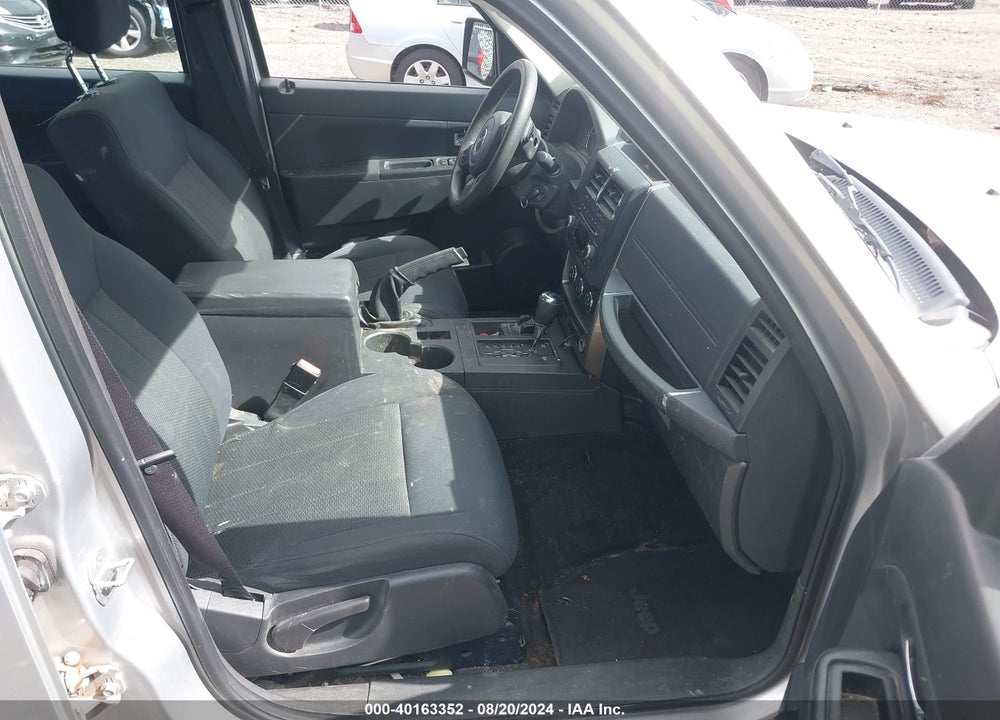 2011 JEEP LIBERTY SPORT VIN: 1J4PN2GK6BW591836