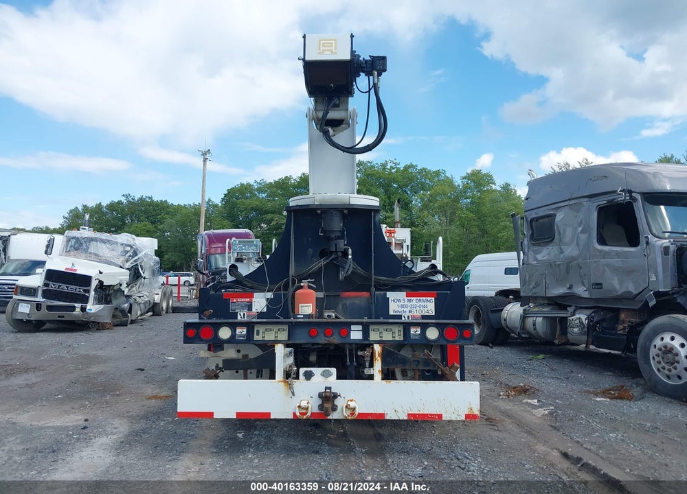 2012 FREIGHTLINER M2 106 HEAVY DUTY VIN: 1FVHC3BS7CHBU2465