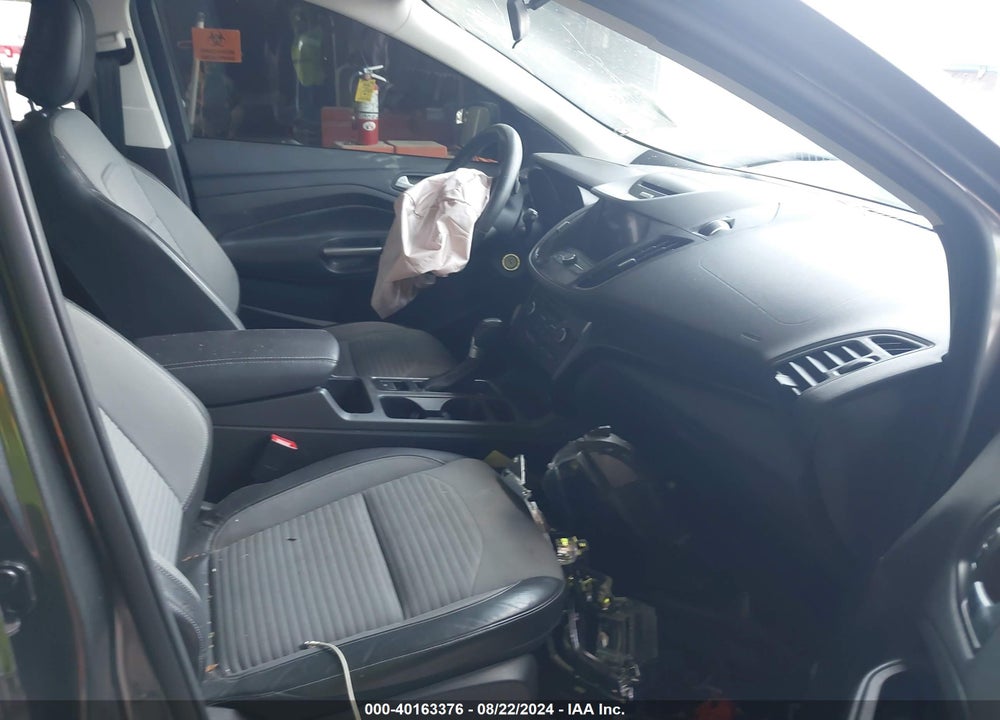 2018 FORD ESCAPE SE VIN: 1FMCU0GD9JUA78826