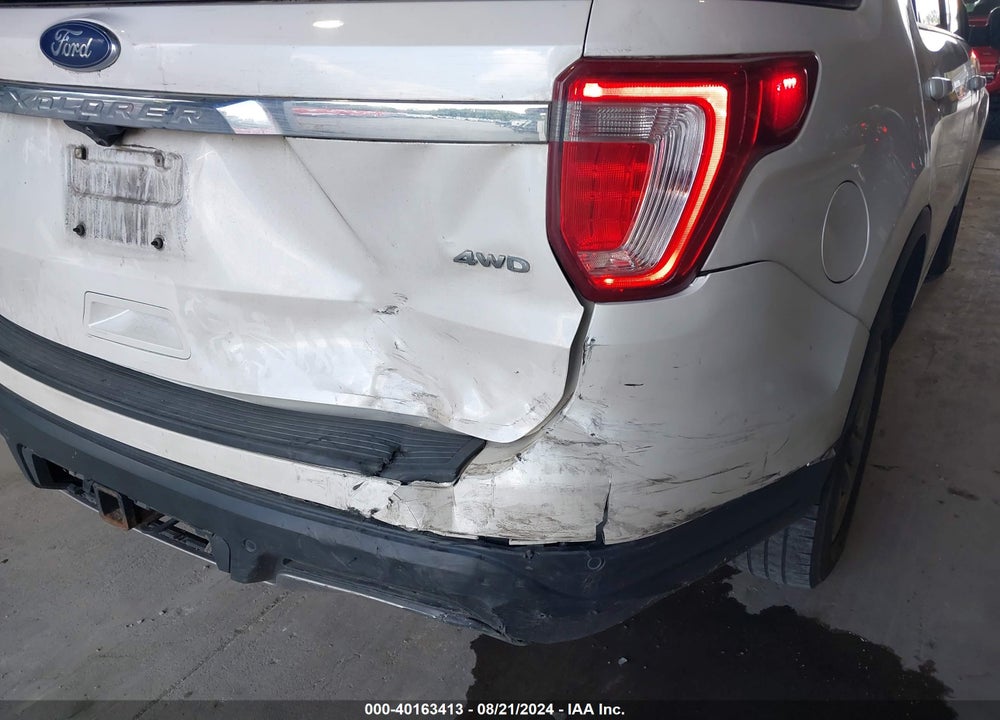 2018 FORD EXPLORER XLT VIN: 1FM5K8D82JGB02452