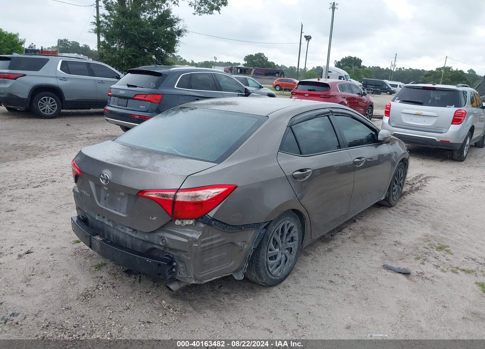 2018 TOYOTA COROLLA LE VIN: 5YFBURHE6JP831916