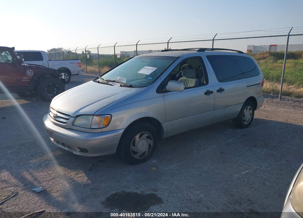 2002 TOYOTA SIENNA LE VIN: 4T3ZF13C22U456646
