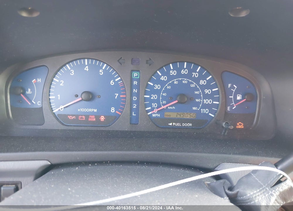 2002 TOYOTA SIENNA LE VIN: 4T3ZF13C22U456646
