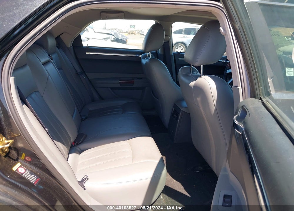 2005 CHRYSLER 300C VIN: 2C3AA63H25H133484
