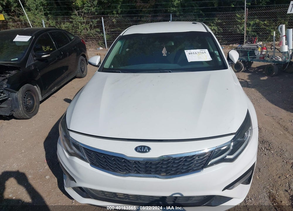 2019 KIA OPTIMA LX VIN: 5XXGT4L34KG317574