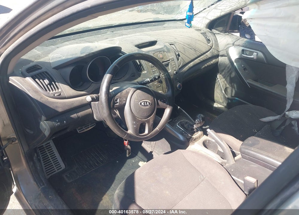 2011 KIA FORTE SX VIN: KNAFW5A39B5397936