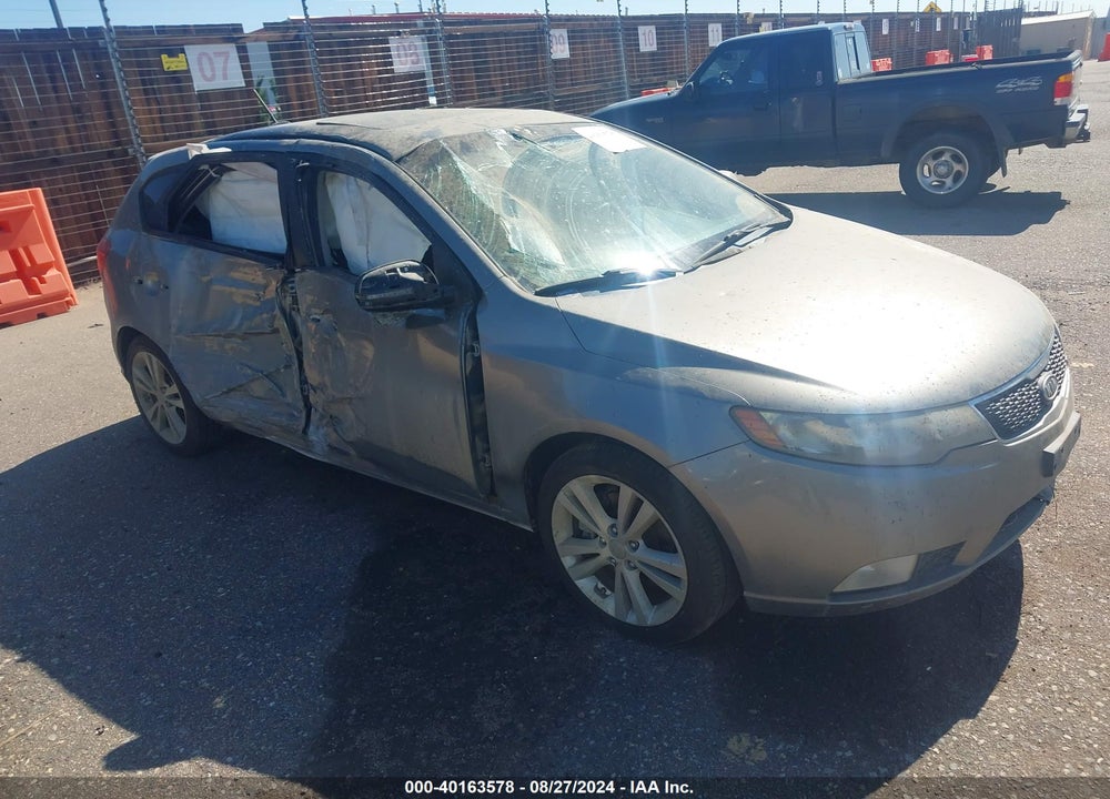 2011 KIA FORTE SX VIN: KNAFW5A39B5397936
