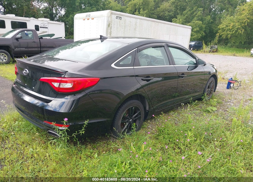 2016 HYUNDAI SONATA SE VIN: 5NPE24AF3GH307458