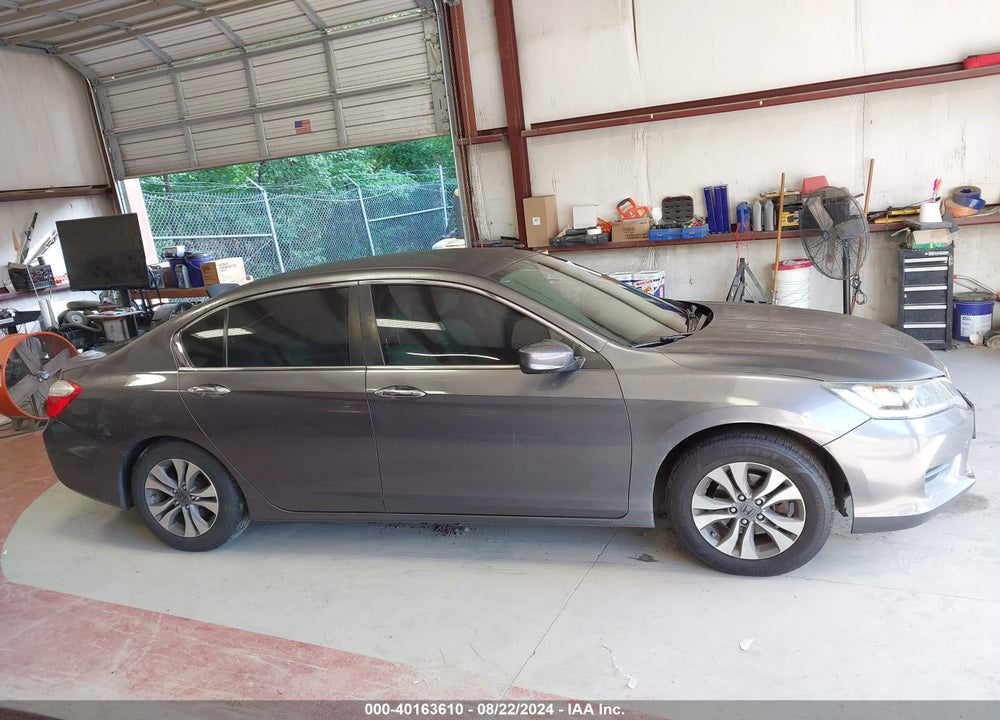 2015 HONDA ACCORD LX VIN: 1HGCR2F32FA007665