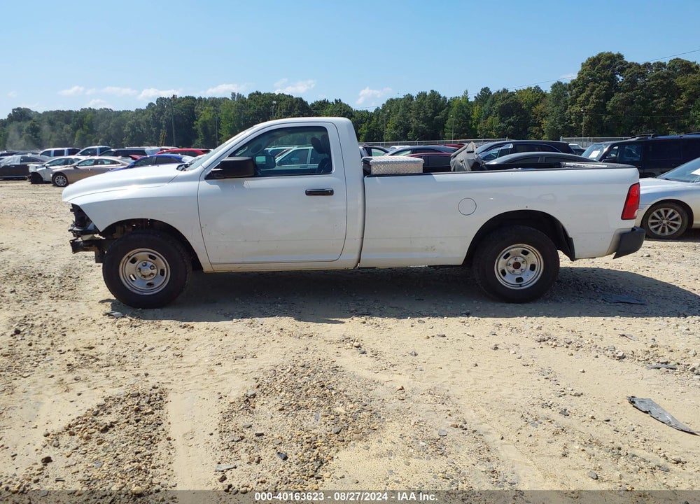2019 RAM 1500 CLASSIC VIN: 3C6JR6DG3KG568690
