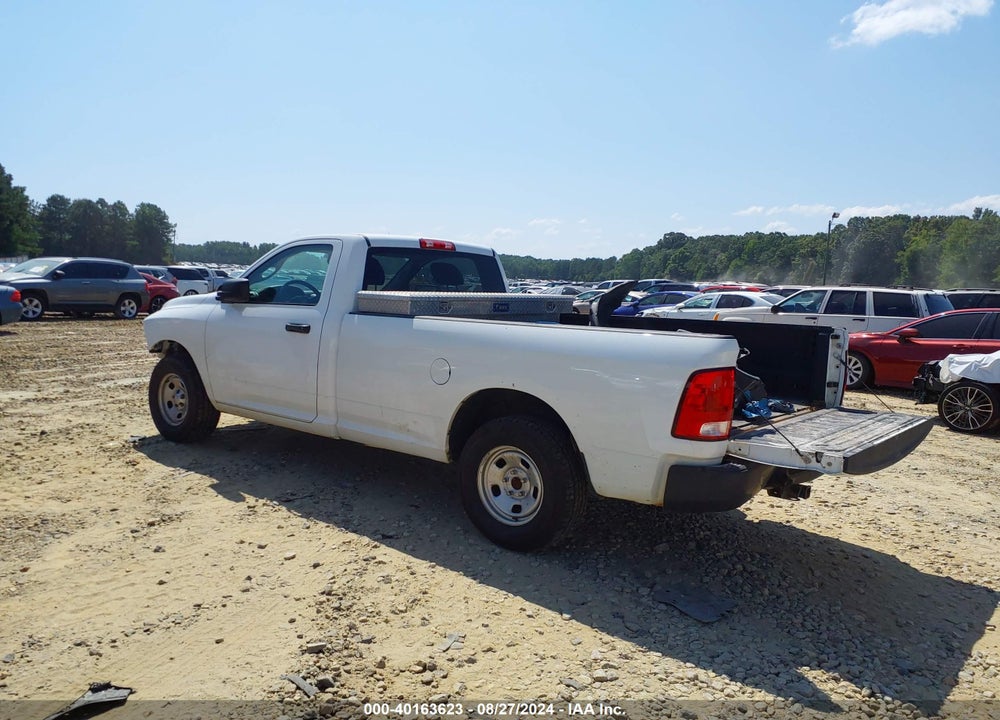 2019 RAM 1500 CLASSIC VIN: 3C6JR6DG3KG568690