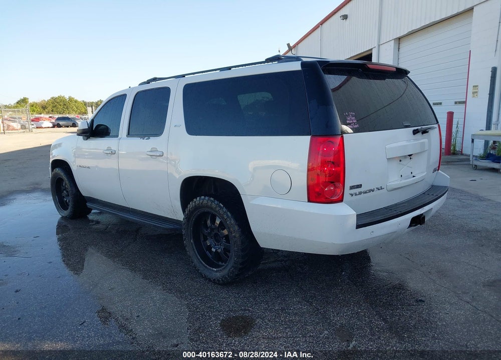 2008 GMC YUKON XL 1500 SLT VIN: 1GKFC16098J243198