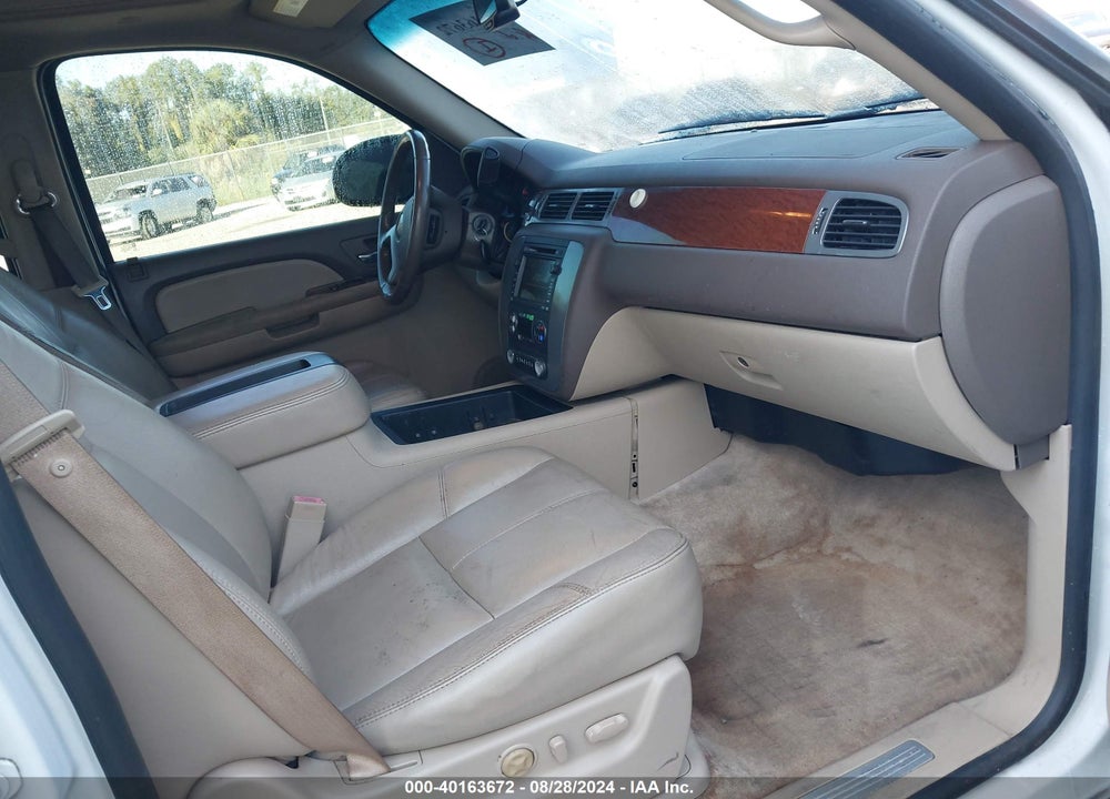 2008 GMC YUKON XL 1500 SLT VIN: 1GKFC16098J243198