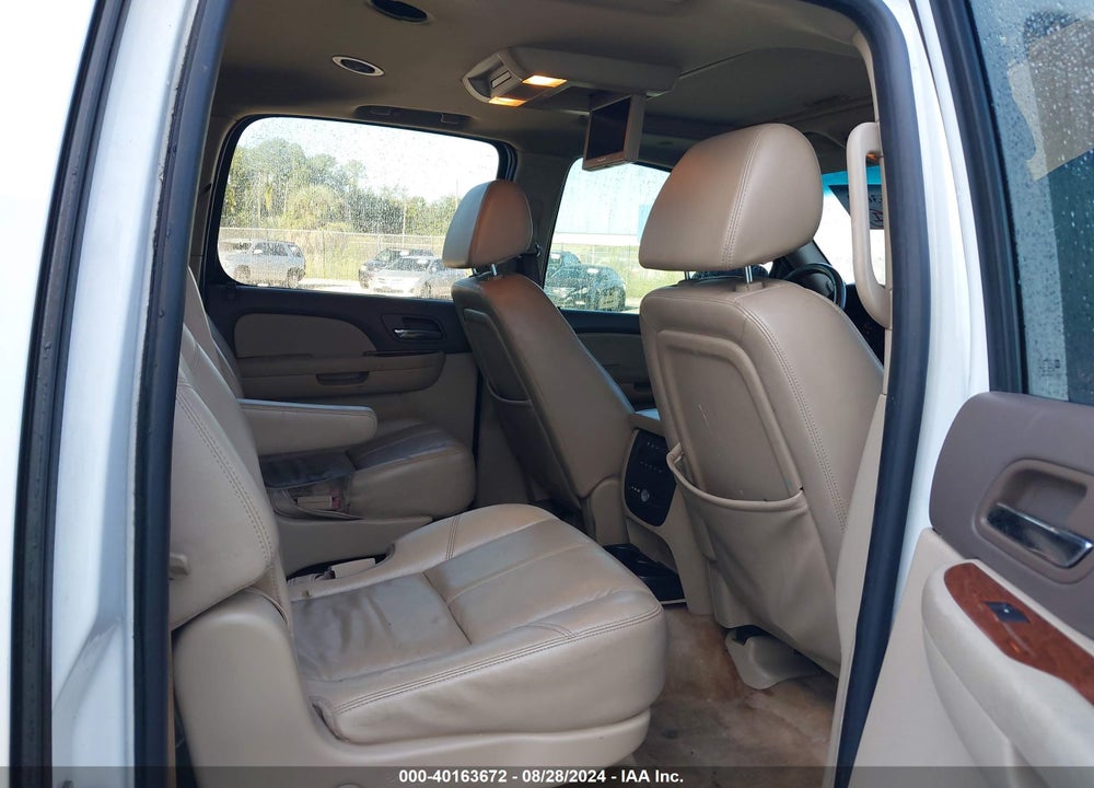 2008 GMC YUKON XL 1500 SLT VIN: 1GKFC16098J243198