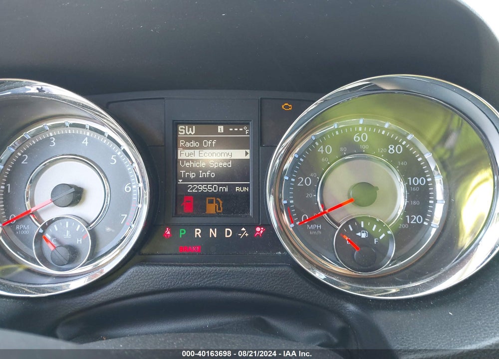 2014 CHRYSLER TOWN & COUNTRY TOURING VIN: 2C4RC1BG7ER212244