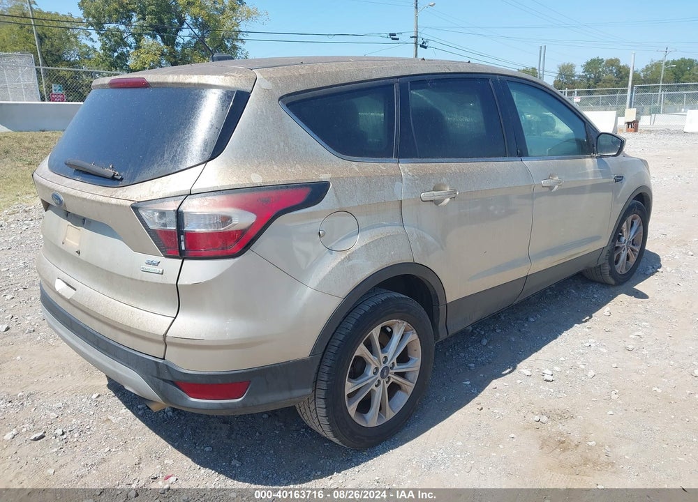 2017 FORD ESCAPE SE VIN: 1FMCU0GD5HUC92674