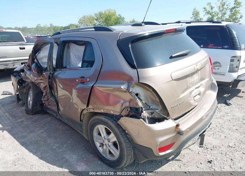 2018 CHEVROLET TRAX LT VIN: 3GNCJPSB2JL417729