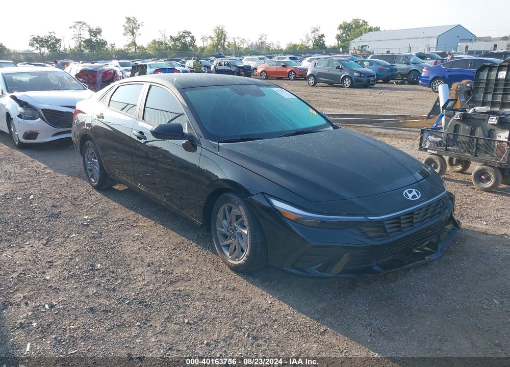2024 HYUNDAI ELANTRA SEL VIN: KMHLM4DG4RU751975