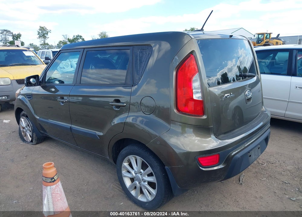 2012 KIA SOUL VIN: KNDJT2A6XC7473104
