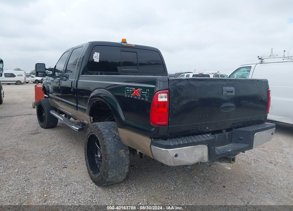 2011 FORD F-250 LARIAT VIN: 1FT7W2BT7BEA46186