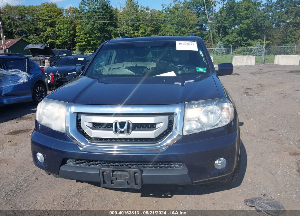 2011 HONDA PILOT EX-L VIN: 5FNYF4H79BB081272