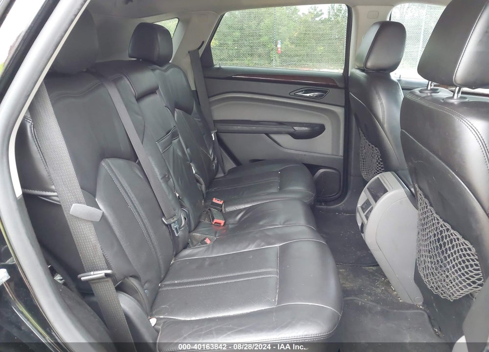 2010 CADILLAC SRX LUXURY COLLECTION VIN: 3GYFNAEY9AS547420