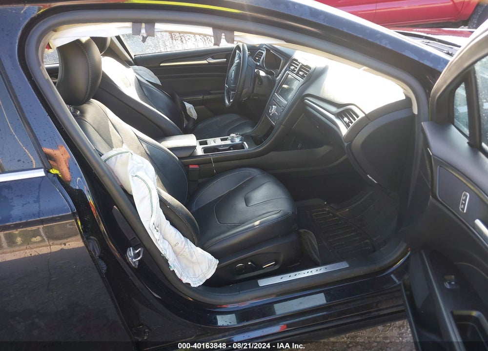 2019 FORD FUSION TITANIUM VIN: 3FA6P0D94KR256844