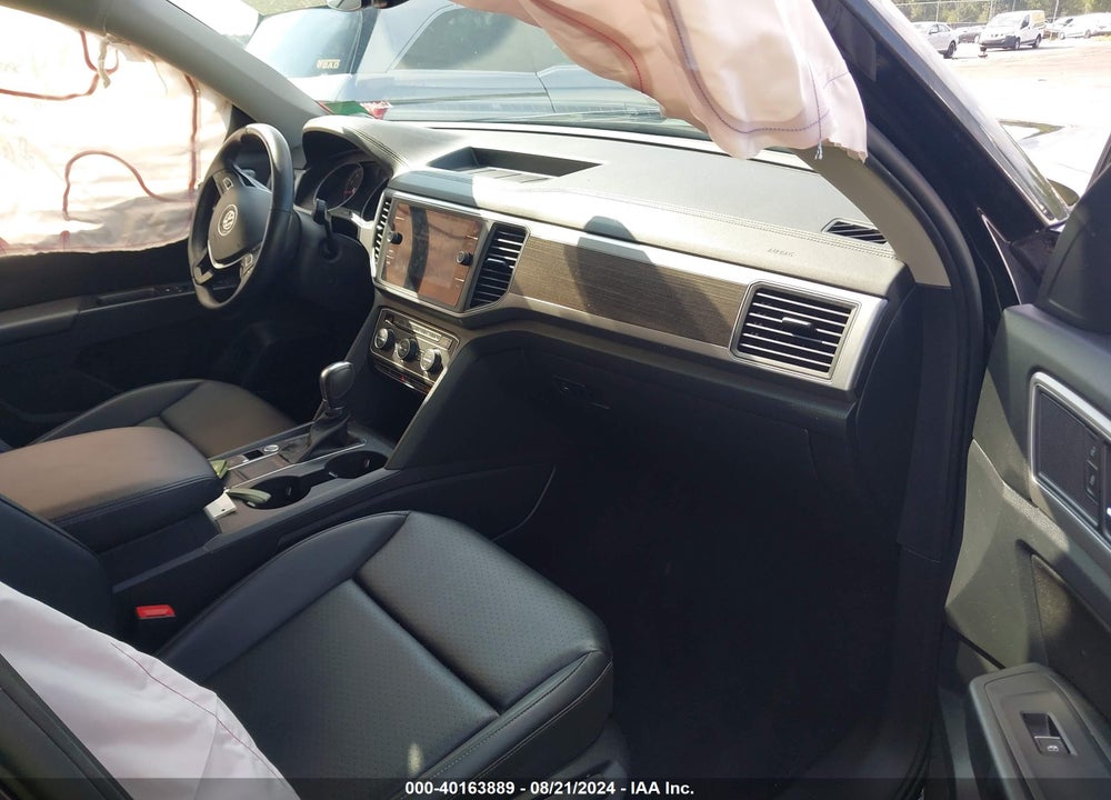 2019 VOLKSWAGEN ATLAS VIN: 1V2WR2CA5KC507895